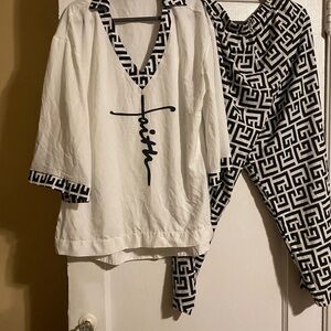 Black and white pants suit faith on the front thin fit loose